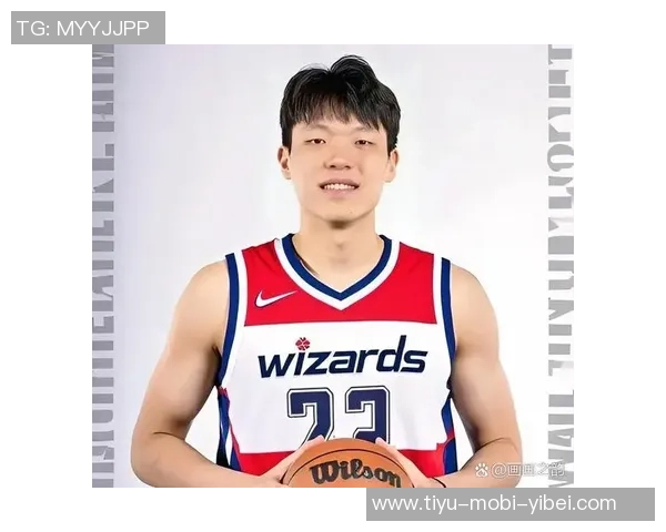 杨瀚森的发型之争：剃掉锅盖头选择寸头或光头更显魅力